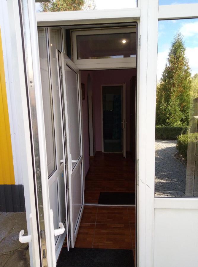 Готель "У Свата" Гришківці Бердичівський Р-Н Hryshkivtsi Exterior photo